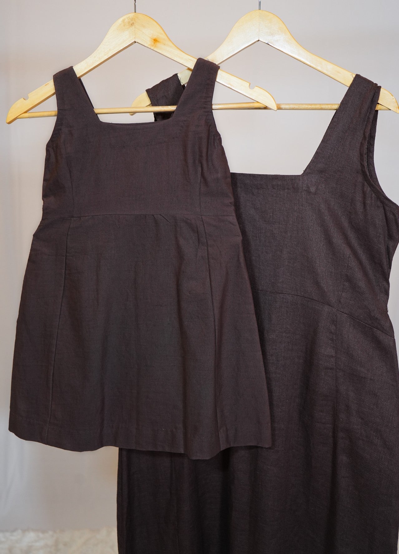 ''MOTHER AND DAUGHTER TWINNING SET''